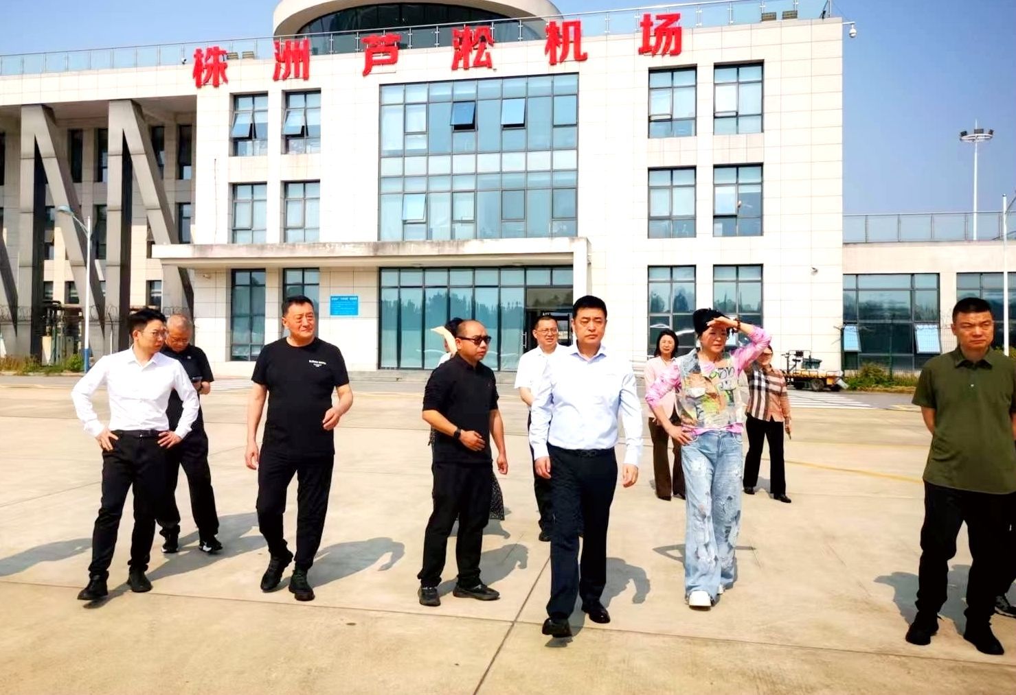 青島市領導率團考察蘆淞低空產業(yè)